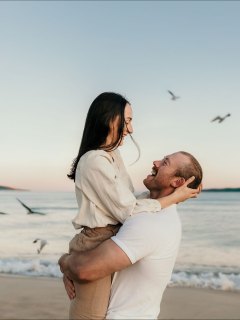 And just like that I have a single spot left for 2025… How is this year almost over!
•
If you’re on mute, do yourself a favour and unmute to listen to this funky tune 🎶